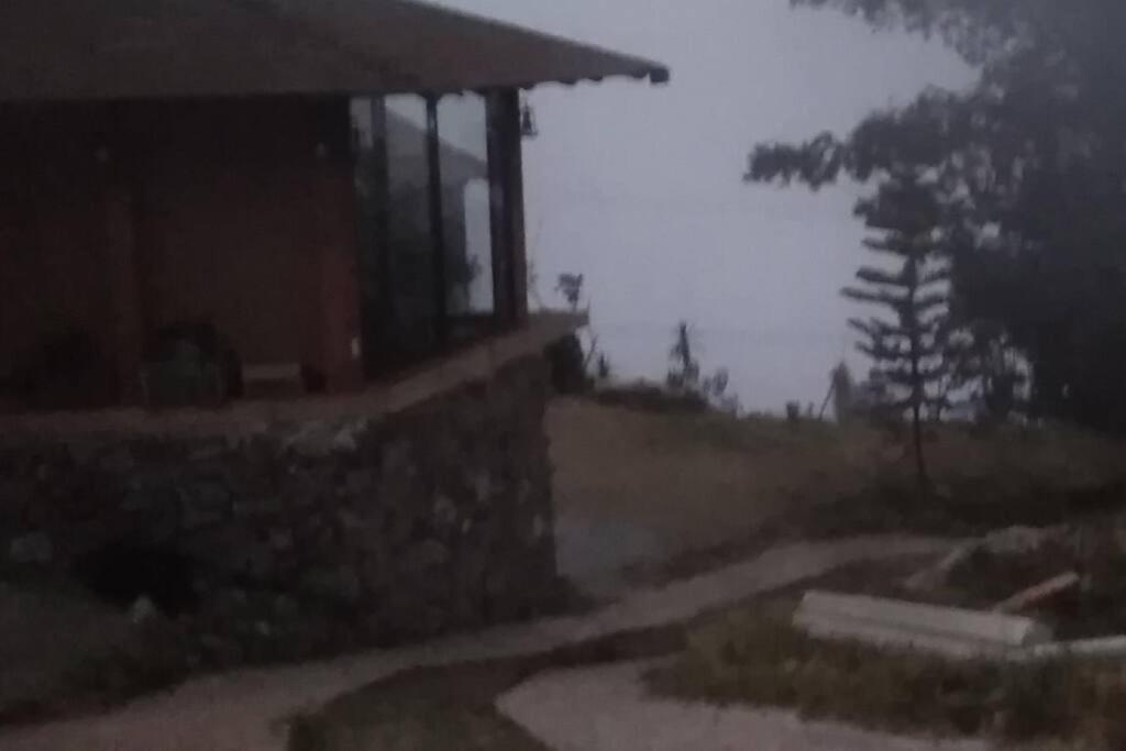 Cabana Con Banera Y Chimeneas En Puesta De Sol El Pacifico Luaran gambar